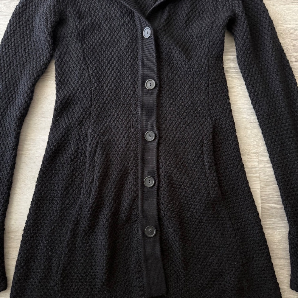 Patagonia Women’s Black Merino Wool knit  Cardigan Sweater XS - Picture 7 of 8